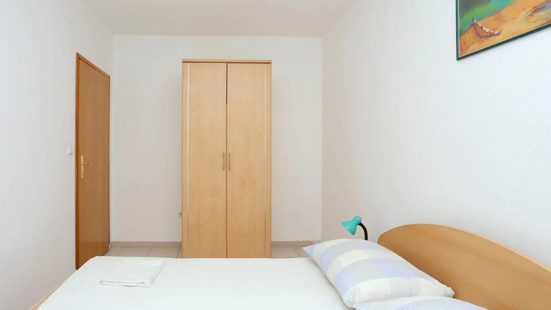 Family Friendly Apartments With A Swimming Pool Businci, Ciovo - 11232 Trogir Kroatien