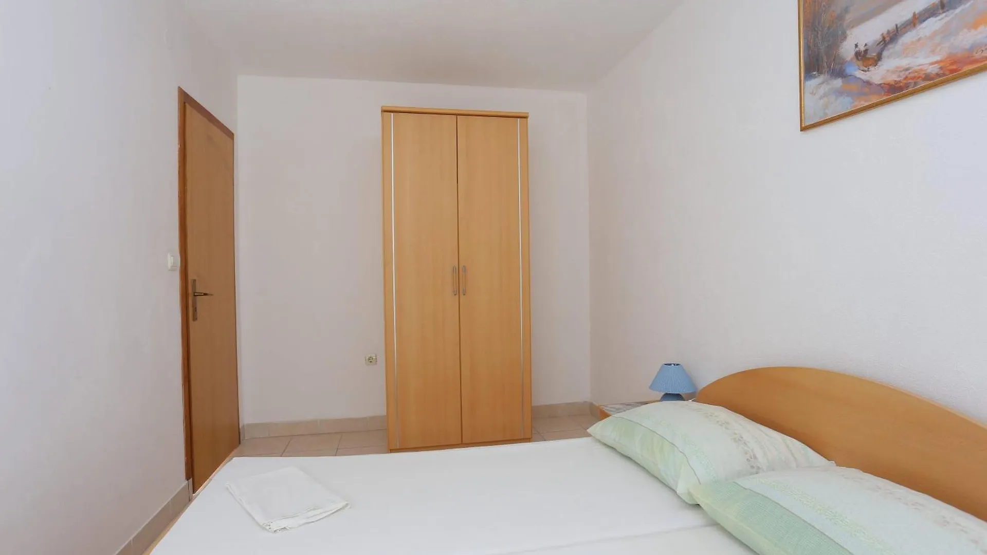 Family Friendly Apartments With A Swimming Pool Businci, Ciovo - 11232 Trogir