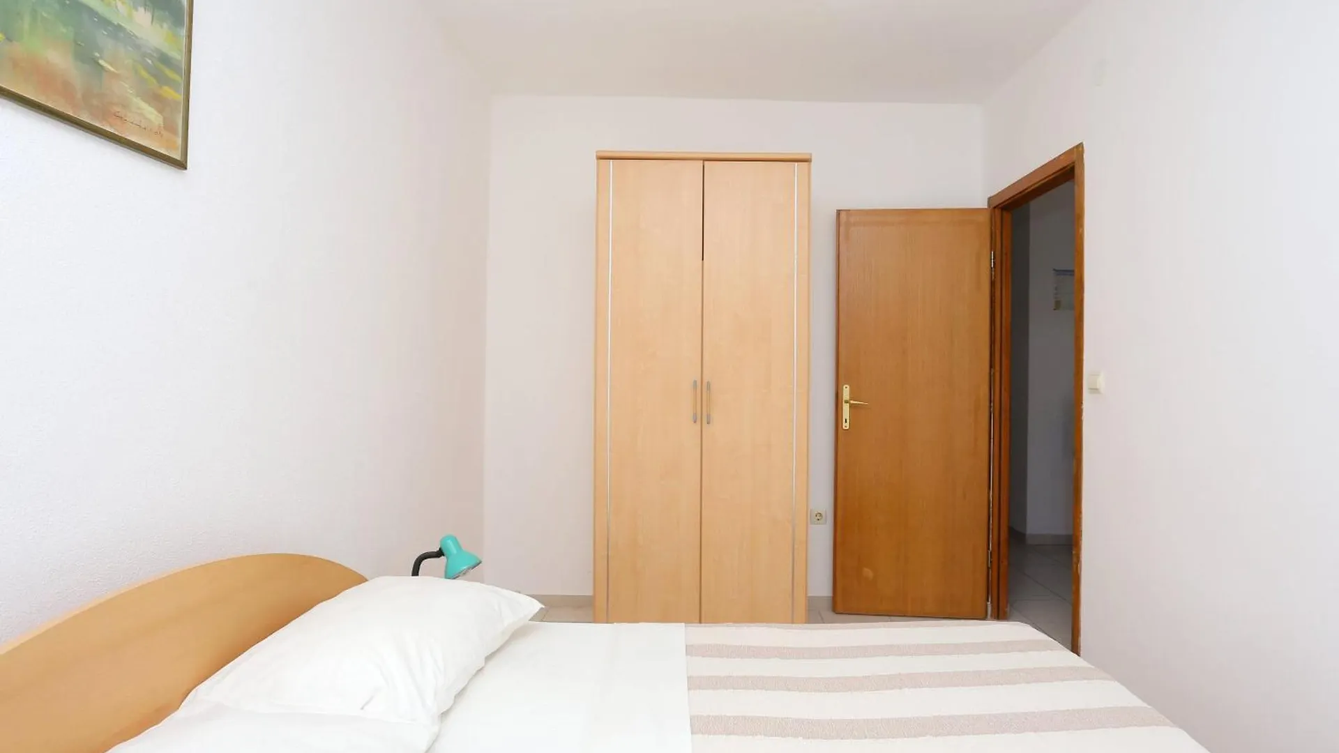 Family Friendly Apartments With A Swimming Pool Businci, Ciovo - 11232 Trogir 0*,